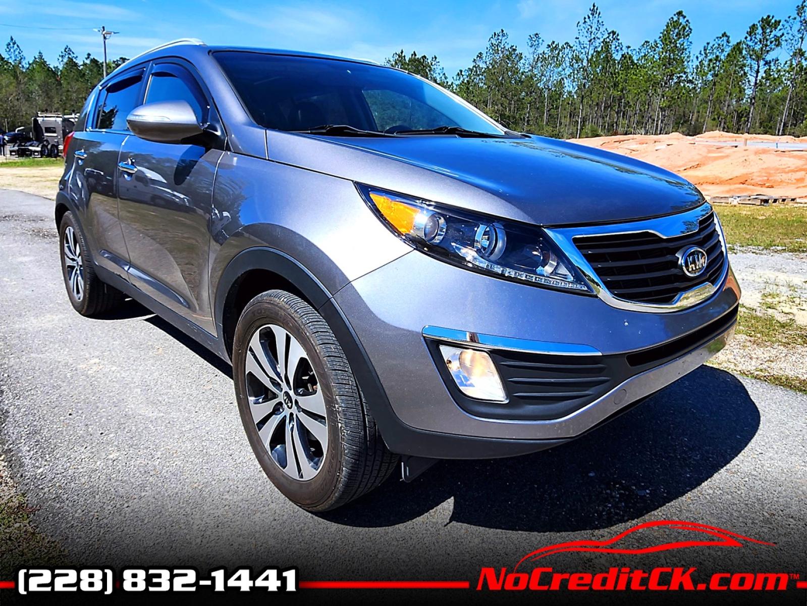 2012 Silver Kia Sportage EX FWD (KNDPC3A21C7) with an 2.4L V6 DOHC 24V engine, 6-Speed Automatic transmission, located at 18001 Kellogg Rd, Saucier, MS, 39574, (228) 832-1441, 139.421463, -76.641457 - Photo #0