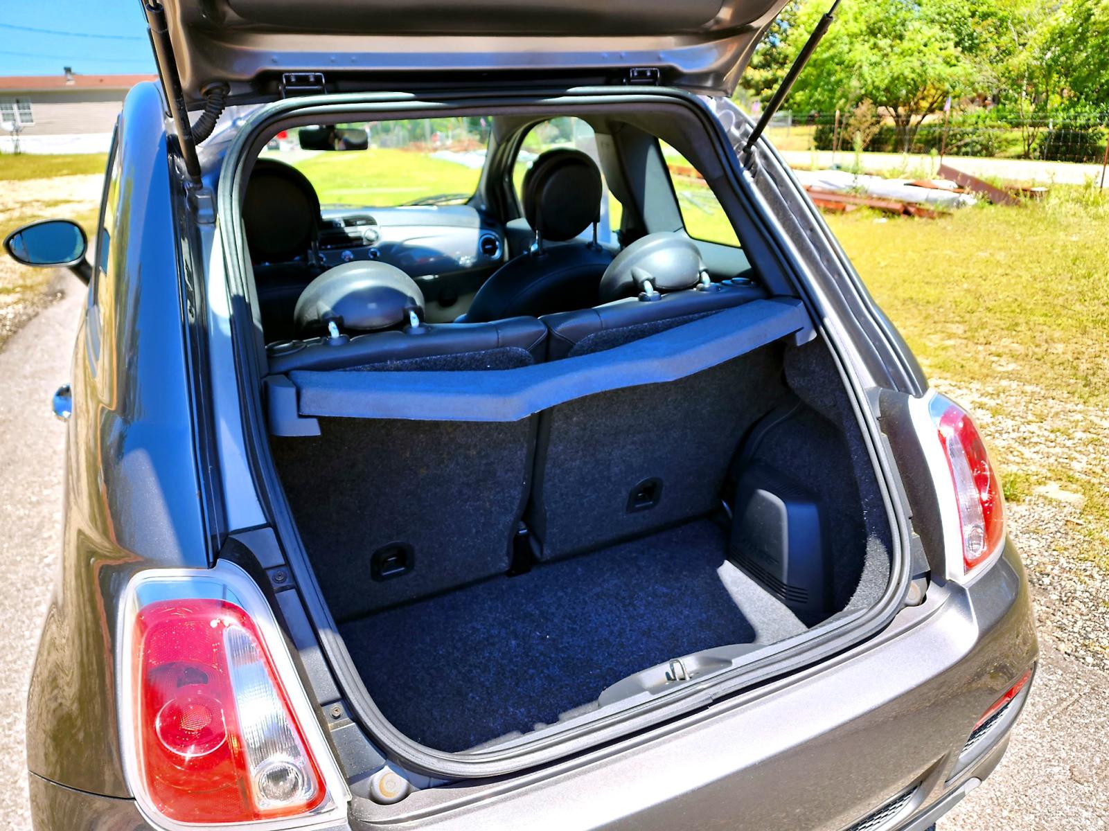 2012 Grey Fiat 500 Sport (3C3CFFBR3CT) with an 1.4L L4 engine, AUTOMATIC transmission, located at 18001 Kellogg Rd, Saucier, MS, 39574, (228) 832-1441, 139.421463, -76.641457 - Photo #18