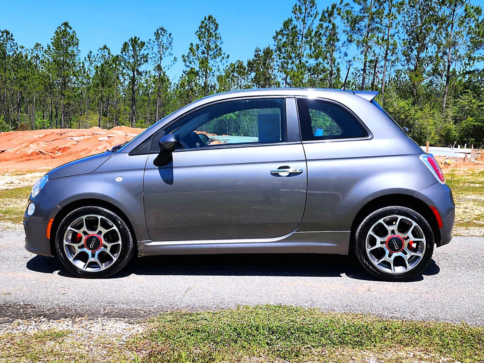 2012 Grey Fiat 500 Sport (3C3CFFBR3CT) with an 1.4L L4 engine, AUTOMATIC transmission, located at 18001 Kellogg Rd, Saucier, MS, 39574, (228) 832-1441, 139.421463, -76.641457 - Photo #3