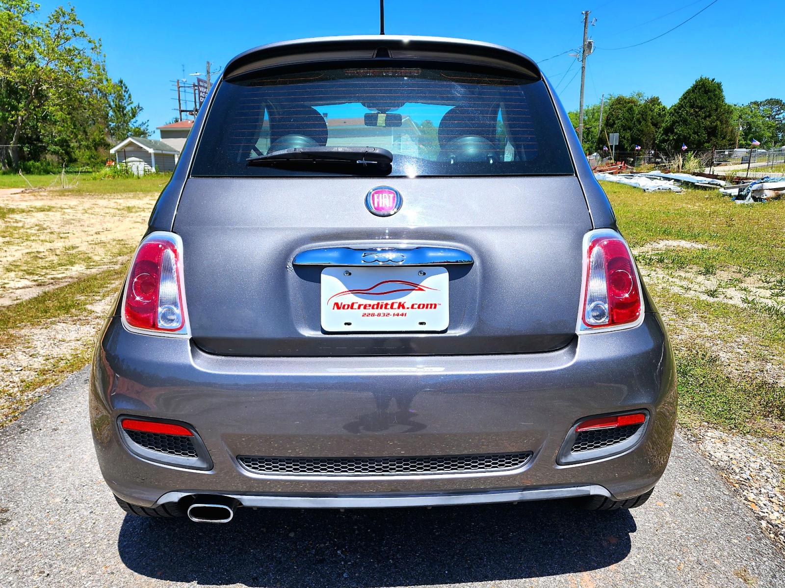 2012 Grey Fiat 500 Sport (3C3CFFBR3CT) with an 1.4L L4 engine, AUTOMATIC transmission, located at 18001 Kellogg Rd, Saucier, MS, 39574, (228) 832-1441, 139.421463, -76.641457 - Photo #6