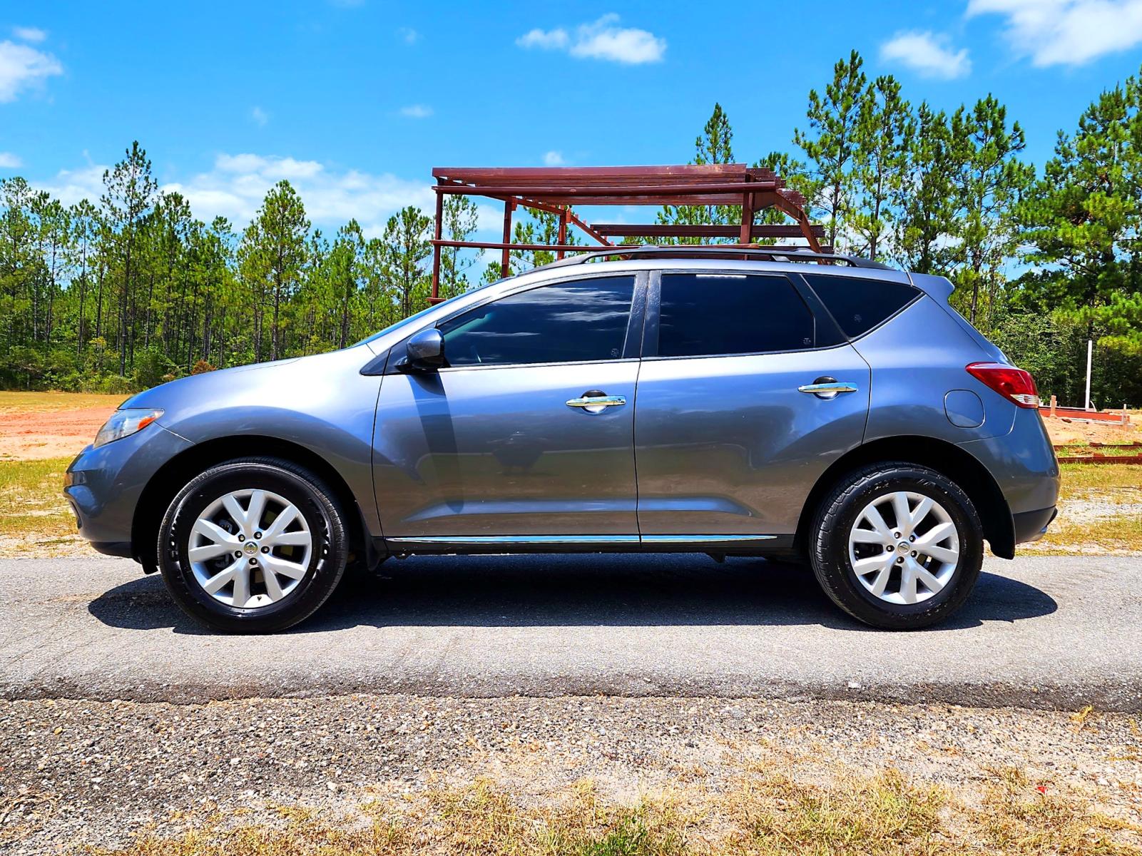 2014 Silver Nissan Murano S (JN8AZ1MU9EW) with an 3.5L V6 DOHC 24V engine, Continuously Variable Transmission transmission, located at 18001 Kellogg Rd., Saucier, MS, 39574, (228) 832-1441, 0.000000, 0.000000 - Photo #4