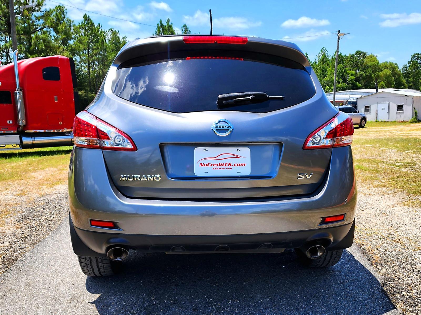 2014 Silver Nissan Murano S (JN8AZ1MU9EW) with an 3.5L V6 DOHC 24V engine, Continuously Variable Transmission transmission, located at 18001 Kellogg Rd., Saucier, MS, 39574, (228) 832-1441, 0.000000, 0.000000 - Photo #6