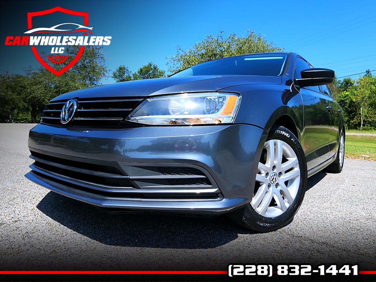 2015 Grey Volkswagen Jetta S (3VW2K7AJ0FM) with an 2.0L L4 DOHC 20V engine, Automatic transmission, located at 18001 Kellogg Rd., Saucier, MS, 39574, (228) 832-1441, 0.000000, 0.000000 - Photo #0