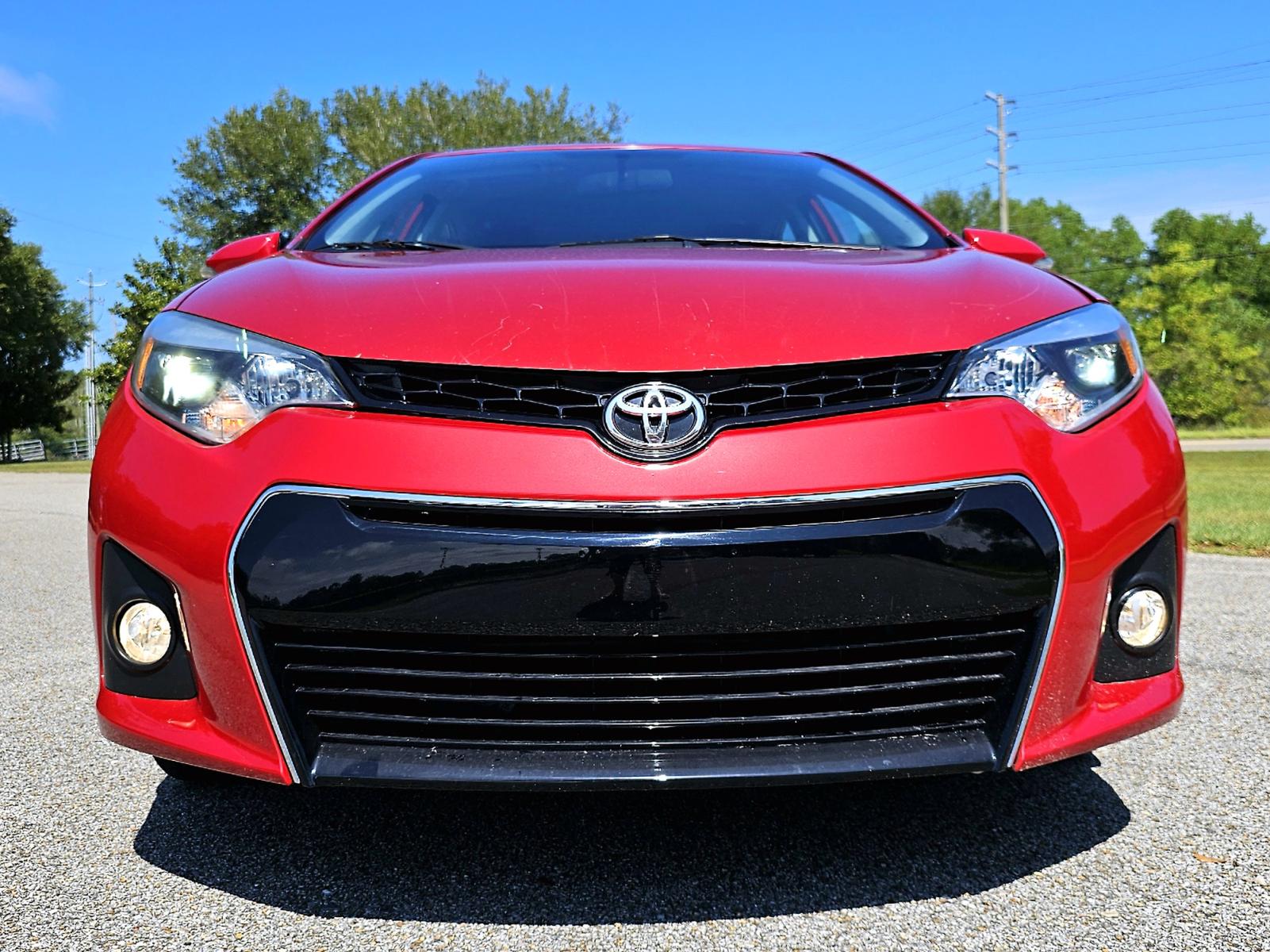 2014 Red Toyota Corolla L 4-Speed AT (5YFBURHE8EP) with an 1.8L L4 DOHC 16V engine, 4-Speed Automatic transmission, located at 18001 Kellogg Rd., Saucier, MS, 39574, (228) 832-1441, 0.000000, 0.000000 - Photo #1