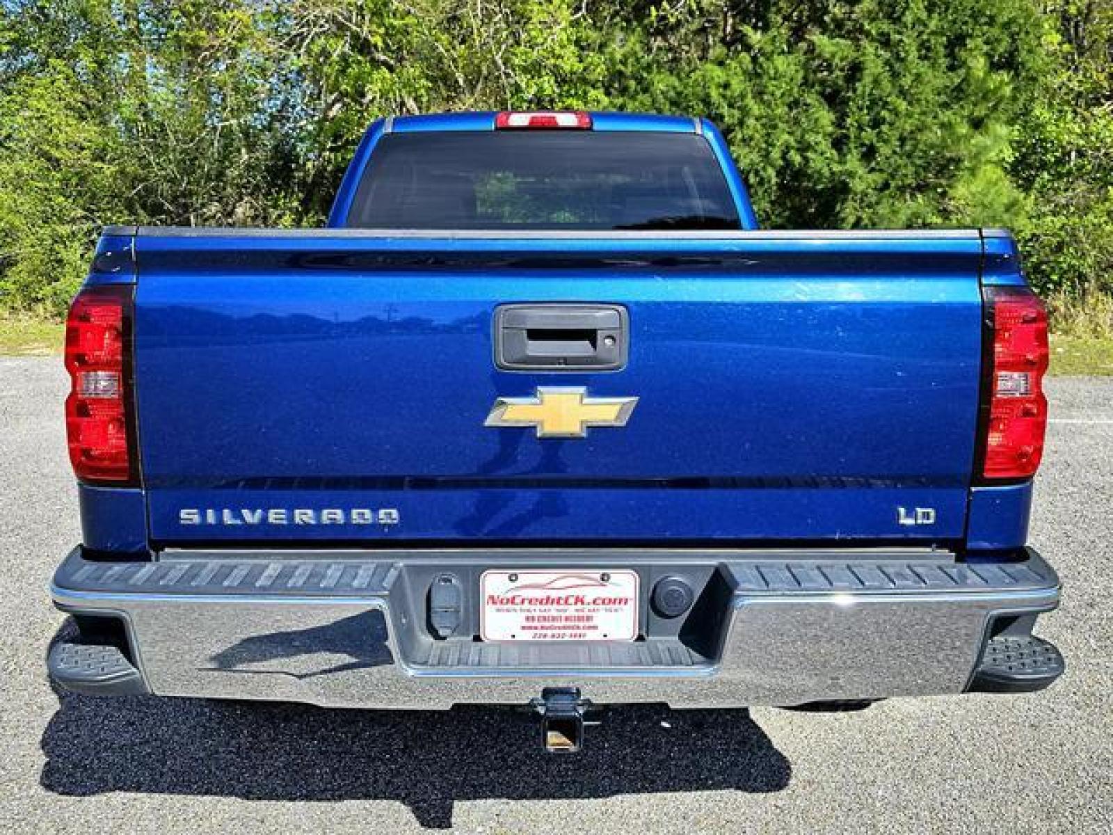 2019 Blue /Gray Chevrolet Silverado 1500 Limited Double Cab LT Pickup 4D 6 1/2 ft (2GCRCPEC7K1) with an 5.3L V8 OHV 16V engine, Automatic, 6-Spd HD w/Overdrive transmission, located at 18001 Kellogg Rd, Saucier, MS, 39574, (228) 832-1441, 139.421463, -76.641457 - Photo #6