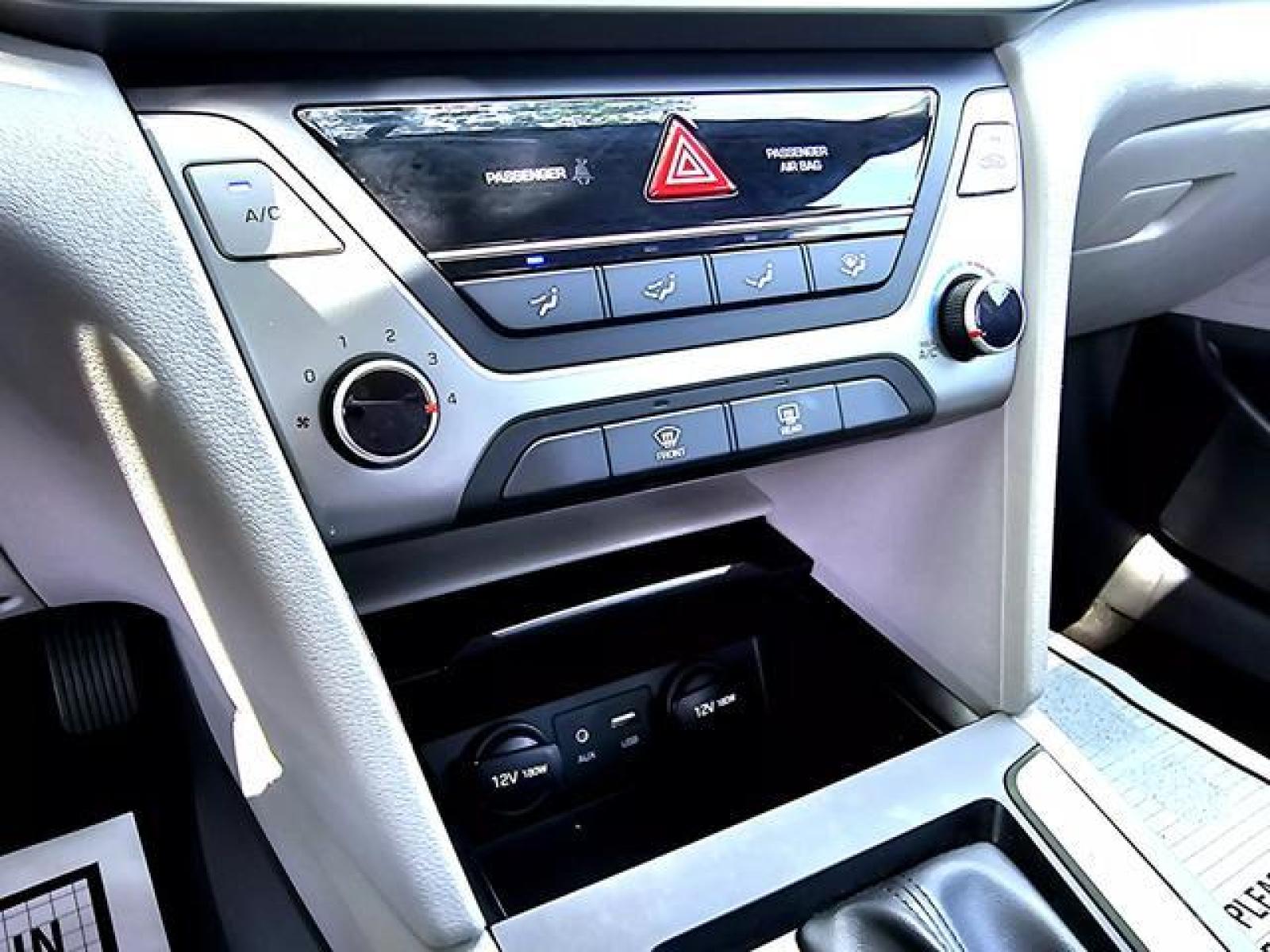 2017 Grey Hyundai Elantra SE Sedan 4D (5NPD84LF3HH) , Auto, 6-Spd Shiftronic transmission, located at 18001 Kellogg Rd, Saucier, MS, 39574, (228) 832-1441, 139.421463, -76.641457 - Photo #16